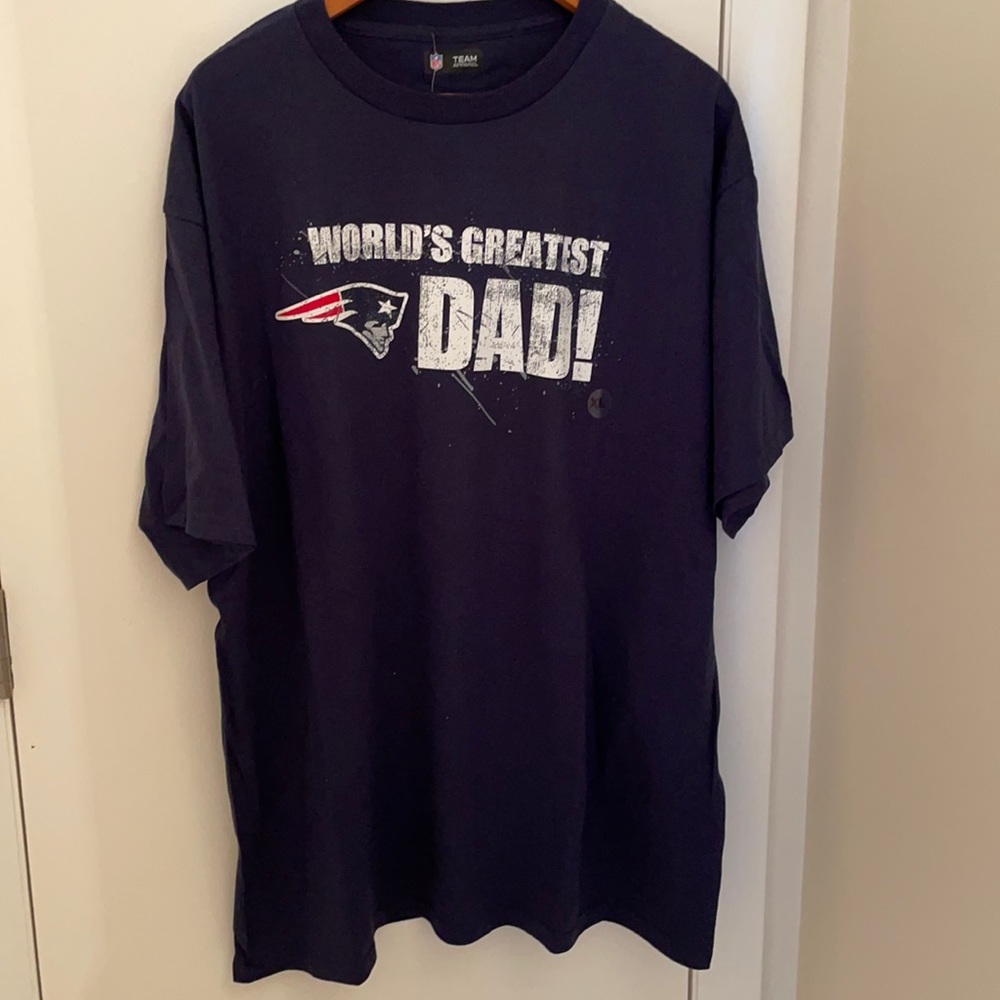 NFL New England Patriots t shirt, NWT!